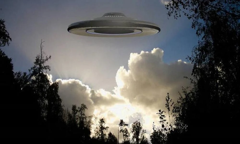 Το Πεντάγωνο παραδέχτηκε την ύπαρξη UFO! Βίντεο ντοκουμέντο